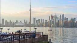 Tras drástico plan para reducir número de migrantes: 512 chilenos a la espera de ser expulsados de Canadá