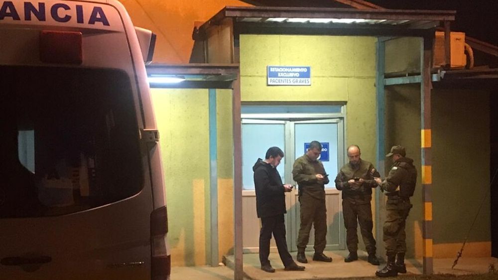 Joven de 24 años muere en puerta de hospital tras ser dada de alta: Madre lanza dura acusación
