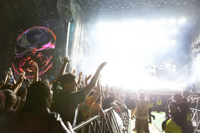 lollapalooza chile 2025  los choques de horarios que pondran en aprietos a los fans.webp