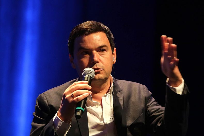 1024px Thomas_Piketty_no_Fronteiras_do_Pensamento_Sao_Paulo_2017_37485872242.jpg