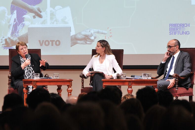 3752 ultraderecha.jpg