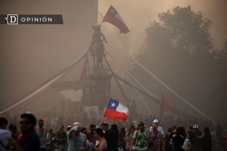 6507 manifestacion de octubre del 2019 en el monumento a baquedan.jpg