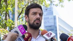 Tomás Vodanovic se fortalece y gana terreno como una de las figuras políticas mejor evaluadas