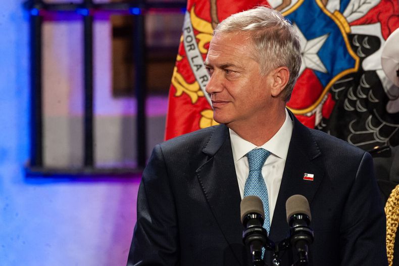 Plan de Reconstrucción de Kast recibe críticas - Agencia Uno