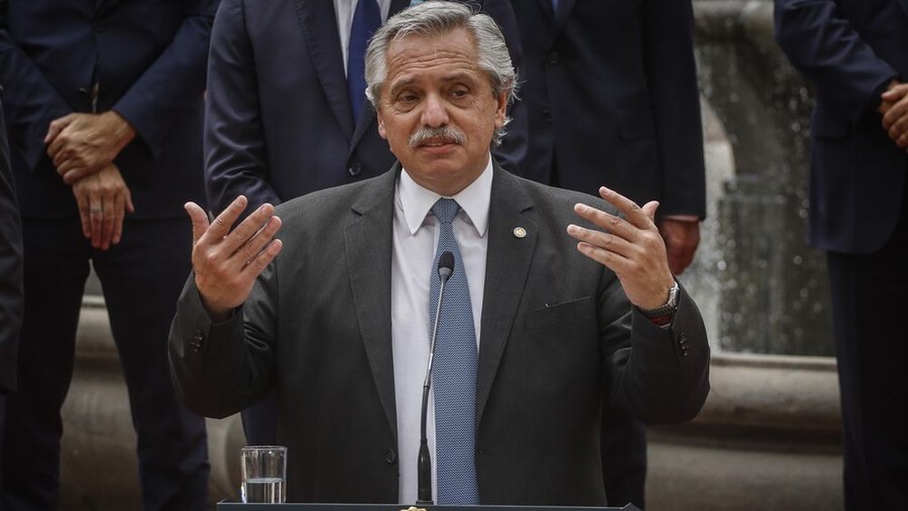 Ministros de Argentina ponen cargo a disposición tras derrota del gobierno en elecciones