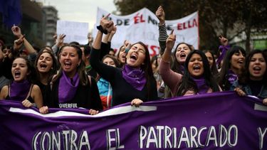 HUMOR| Por el derecho a salir solas a la calle sin miedo