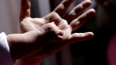 Broncopulmorar: Tras peak de influenza Chile enfrenta aumento sostenido de virus sincicial