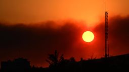 Calor extremo e incendios forestales aumentan la crisis climática - Agencia Uno Calor extremo e incendios forestales aumentan la crisis climática - Agencia Uno