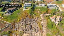 Socavón en Cachagua dejó inhabilitado camino en lujoso condominio