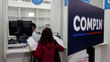 Por ineficiencia: Corte revoca decisión del Compin de rechazar 5 licencias médicas de trabajadora