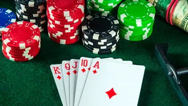 El Desconcierto | 9739 nota comercial cartas poker.webp