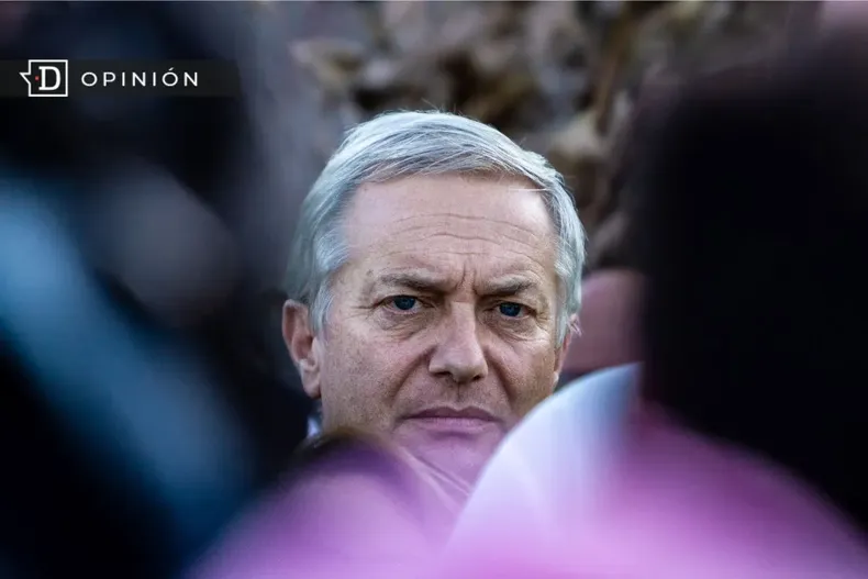 29652 foto de jose antonio kast entre gente.webp