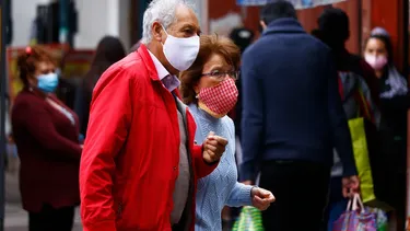 Pareja de 69 años iba a perder casa de Serviu tras muerte de su hija beneficiaria de subsidio: Corte frenó desalojo