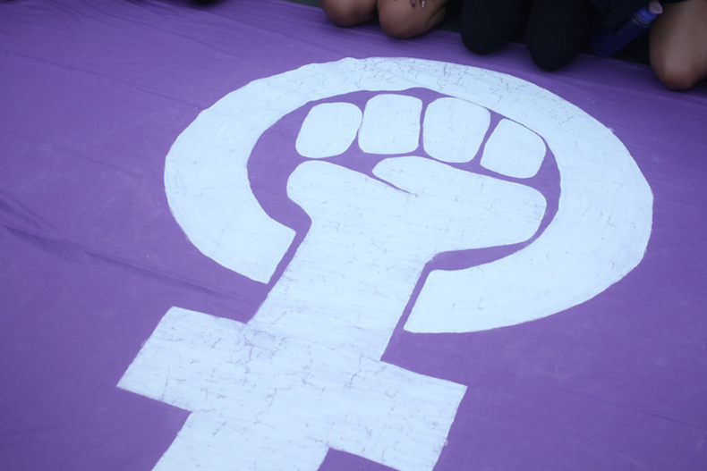 no soy esa   voces femeninas que desafian los roles impuestos en chile.png