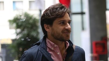 Comisión de Ética no sanciona a diputado Winter por tratar de delincuente a Moreira: Expresión es jurídicamente correcta