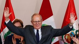 El Frente Amplio peruano y el fujimorismo unen sus votos para destituir a Pedro Pablo Kuczynski  del gobierno