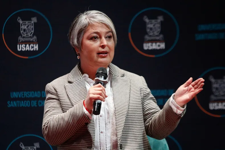 17063 jeannettejaracampana.webp