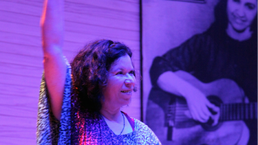 Tita Parra, a 53 años del suicidio de Violeta: “Los mensajes claros de sus canciones se ven en las calles, no en su museo”