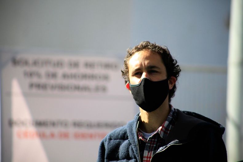 A_UNO_1202008.jpg