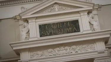 Promovió su candidatura a diputado en horario laboral usando bienes fiscales y lo echaron: Suprema confirmó destitución