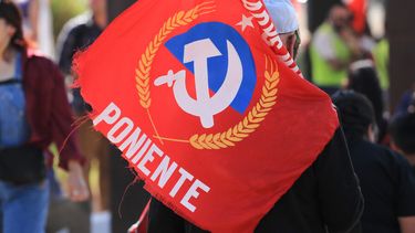 ¿Camarada Chile?: 27% cree que vivimos en un sistema comunista según Cadem