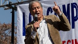 Mario Aguilar arruga y tira al aire respuesta de Ministerio de Educación: “No sirve para nada”