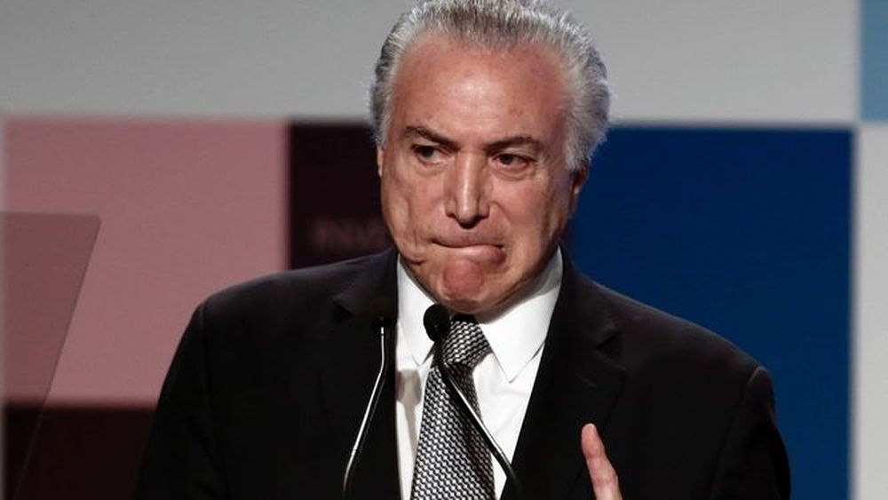 Brasil: Michel Temer pide suspender la investigación en su contra y se reafirma en el cargo