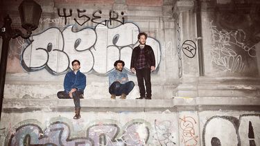 Protistas estrena su nuevo videoclip “Autopista del Sol”