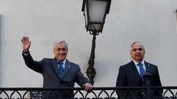Limitar la contratación de primos de autoridades: La propuesta de los senadores de oposición para la ley de integridad pública de Piñera