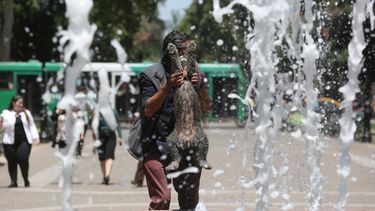 Alerta Meteorológica por intenso calor en zona central: Santiago alcanzaría los 36°