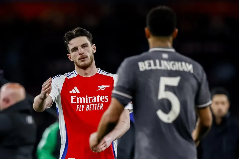 arsenal aplasta al real madrid que complica sus chances en champions  dos goles de tiro libre y uno desde fuera del area.webp