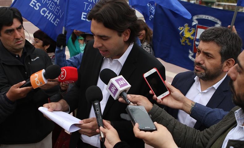 A_UNO_994956.jpg