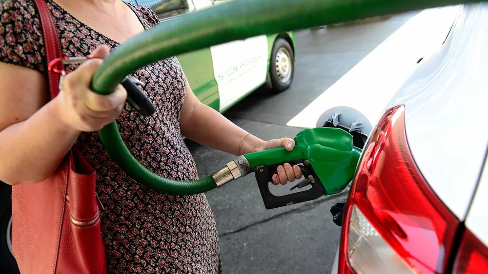 Eliminación del Mepco provocaría alzas de $350 por litro de bencina de una sola vez