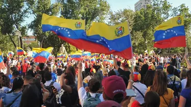 ¿Chile debe cortar relaciones con Venezuela? Exsubse de Defensa y exembajadora responden por Caso Ojeda