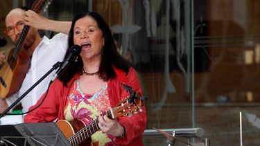 El Desconcierto | tita parra reedita album amor del aire.jpg