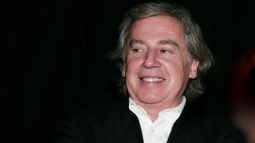 REDES| Critican a Emilio Sutherland por ocultar el nombre de empresario Raúl Schüler involucrado en el robo de estatuas públicas