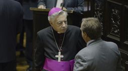 Polémica por Arzobispo que dijo que la pedofilia y los femicidios son culpa del divorcio