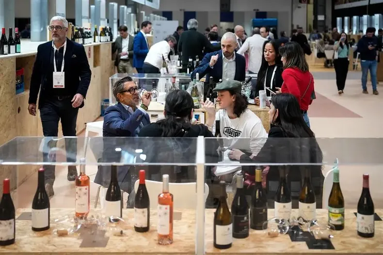 11394 feria del vino paris.webp