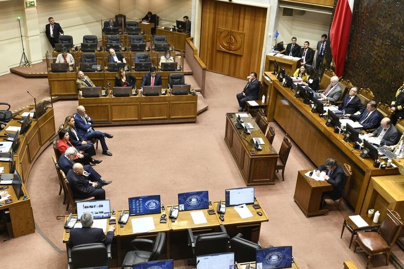 4176 congreso.jpg