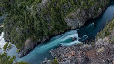 rios patagonicos yelcho, puelo, petrohue, palena, cisnes y aysen estan perdiendo agua por sol y poca lluvia