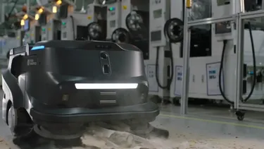 La nueva era de la limpieza industrial: Llegan a Chile robots que barren hasta 6.000 m² y operan 24/7