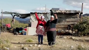 El video que muestra la lucha entre el pueblo mapuche y Benetton