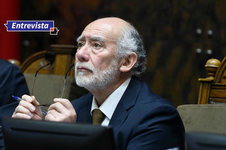 4103 senador ivan flores.jpg