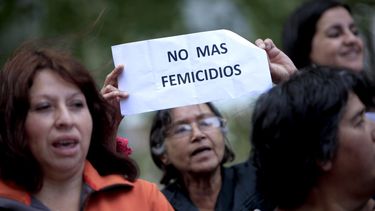 Femicidio frustrado en San Joaquín: Intervención de vecinos salvó la vida de mujer de 59 años
