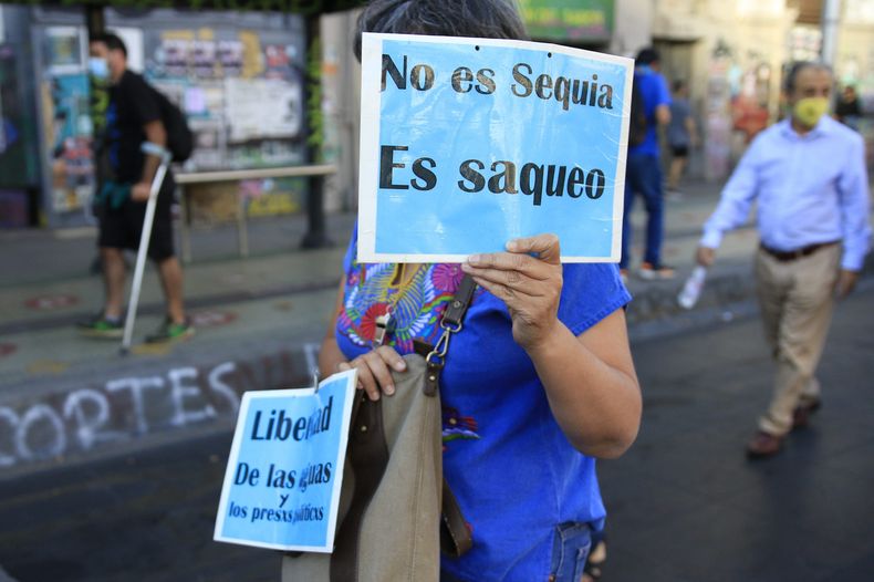 Protestas robo de agua scaled.jpg