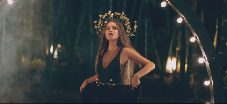 Cami 2.png