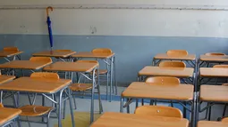 Por ajustarse a reglamento: alumno sorprendido con cuchillo en liceo de Tomé fue expulsado y justicia respalda decisión