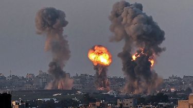 Combates y bombardeos en Gaza no se detienen: Se contabilizan 80 muertos en Palestina y 7 en Israel