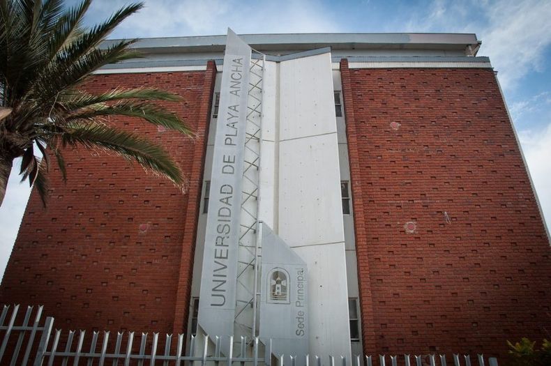 upla_casacentral_costado e1631137354993.jpg