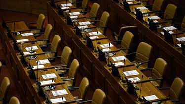 Funcionarios públicos podrían seguir con teletrabajo: Avanza a segundo trámite prórroga